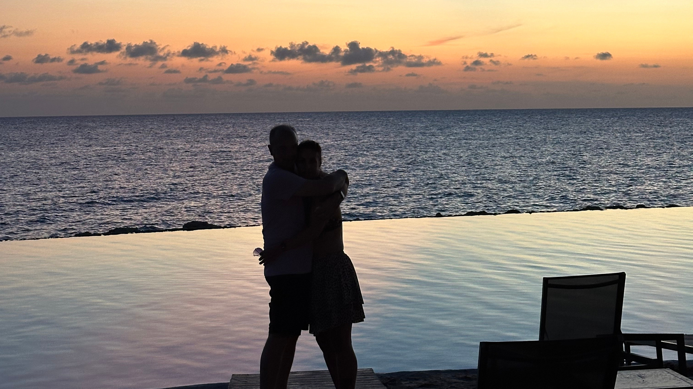 Uitzicht op zee en zwembad Majestic Apartments